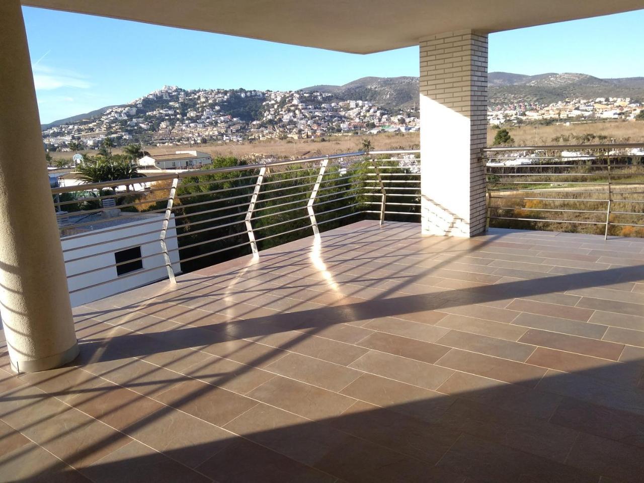 Apartamentos Deluxe Playa Norte Peñíscola Екстериор снимка